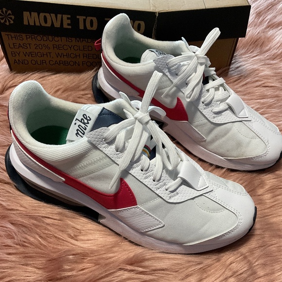 Nike Shoes - Nike Air Max